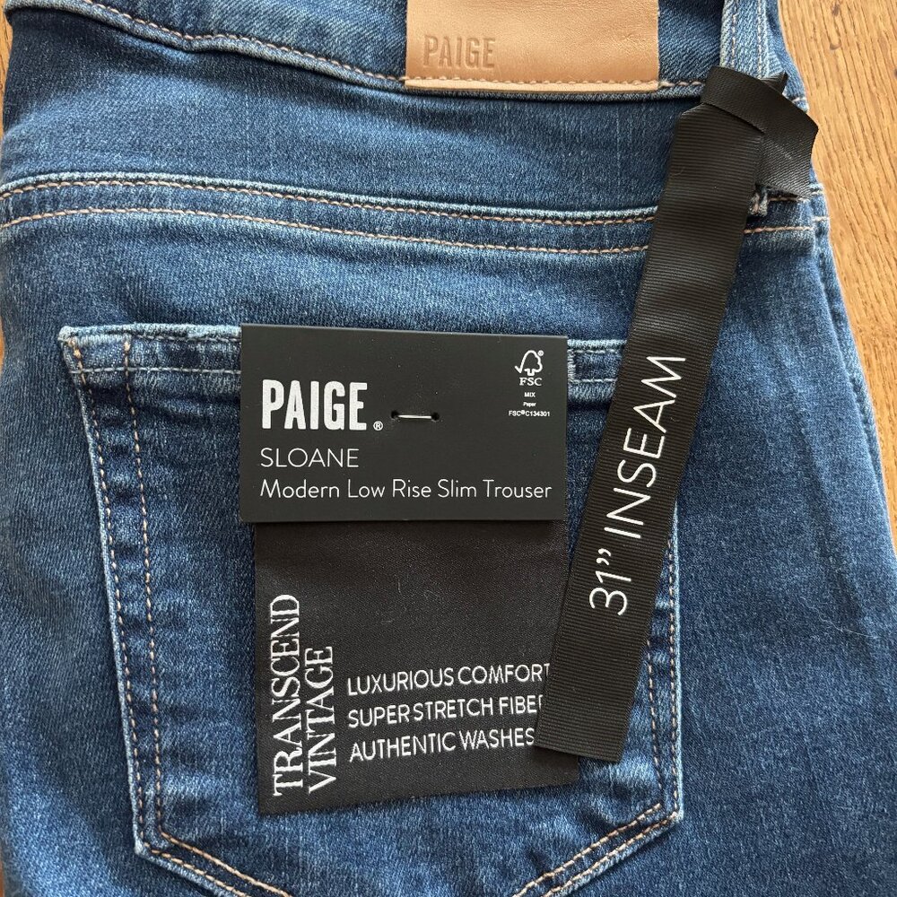 NWT - Paige Sloane Jeans, size 26